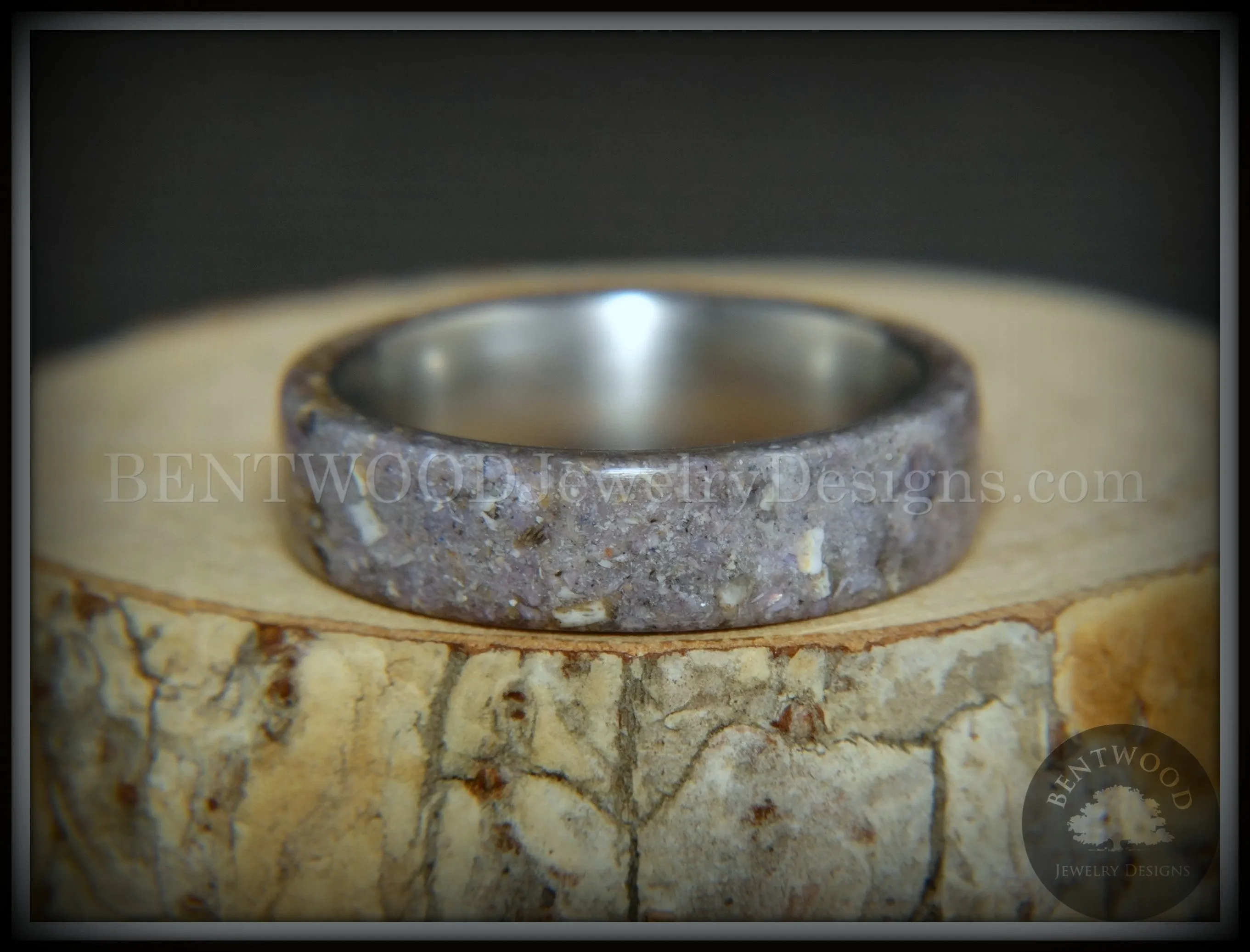 Bentwood Ring - Remembrance Cremation Ashes and Charoite on Titanium Core