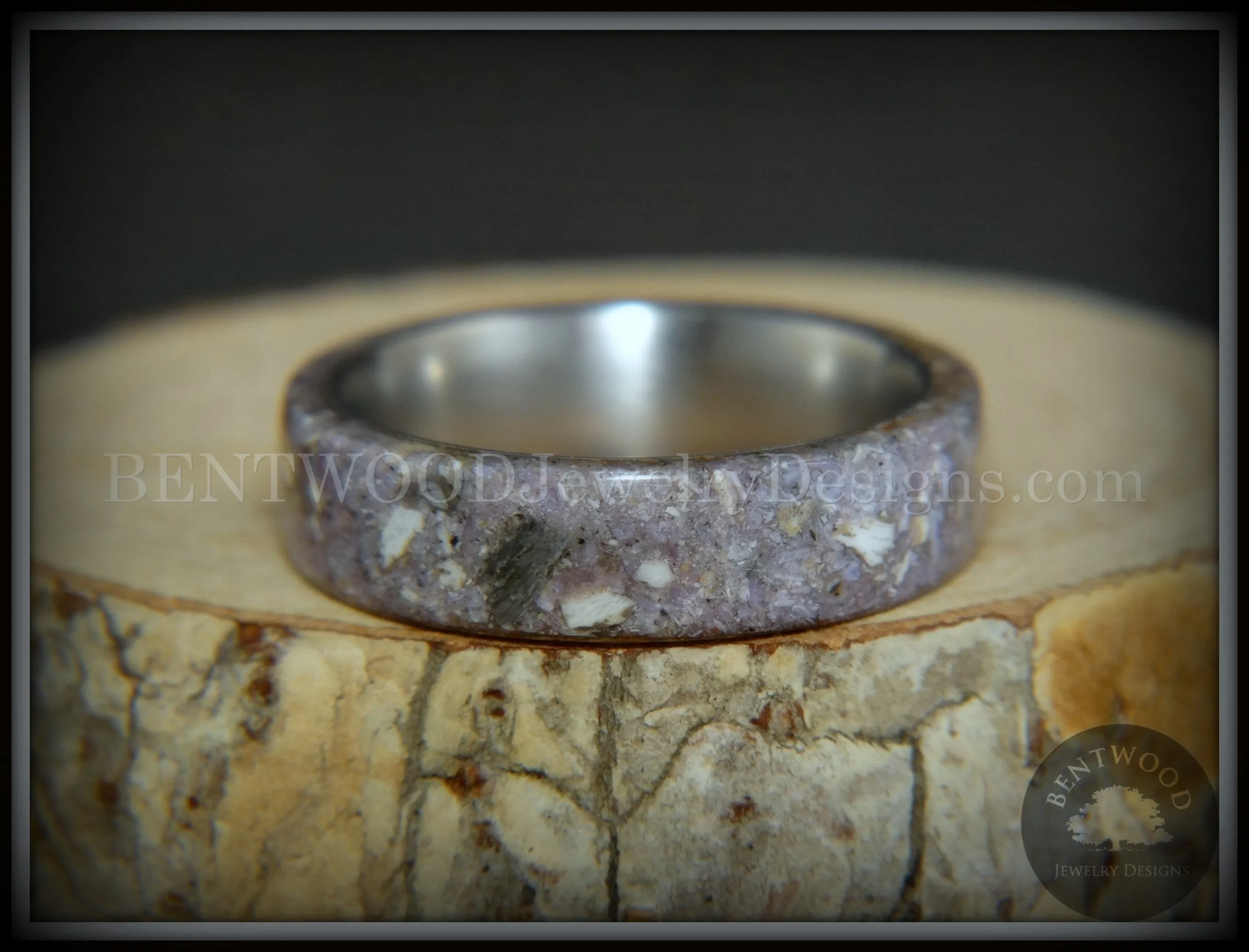 Bentwood Ring - Remembrance Cremation Ashes and Charoite on Titanium Core