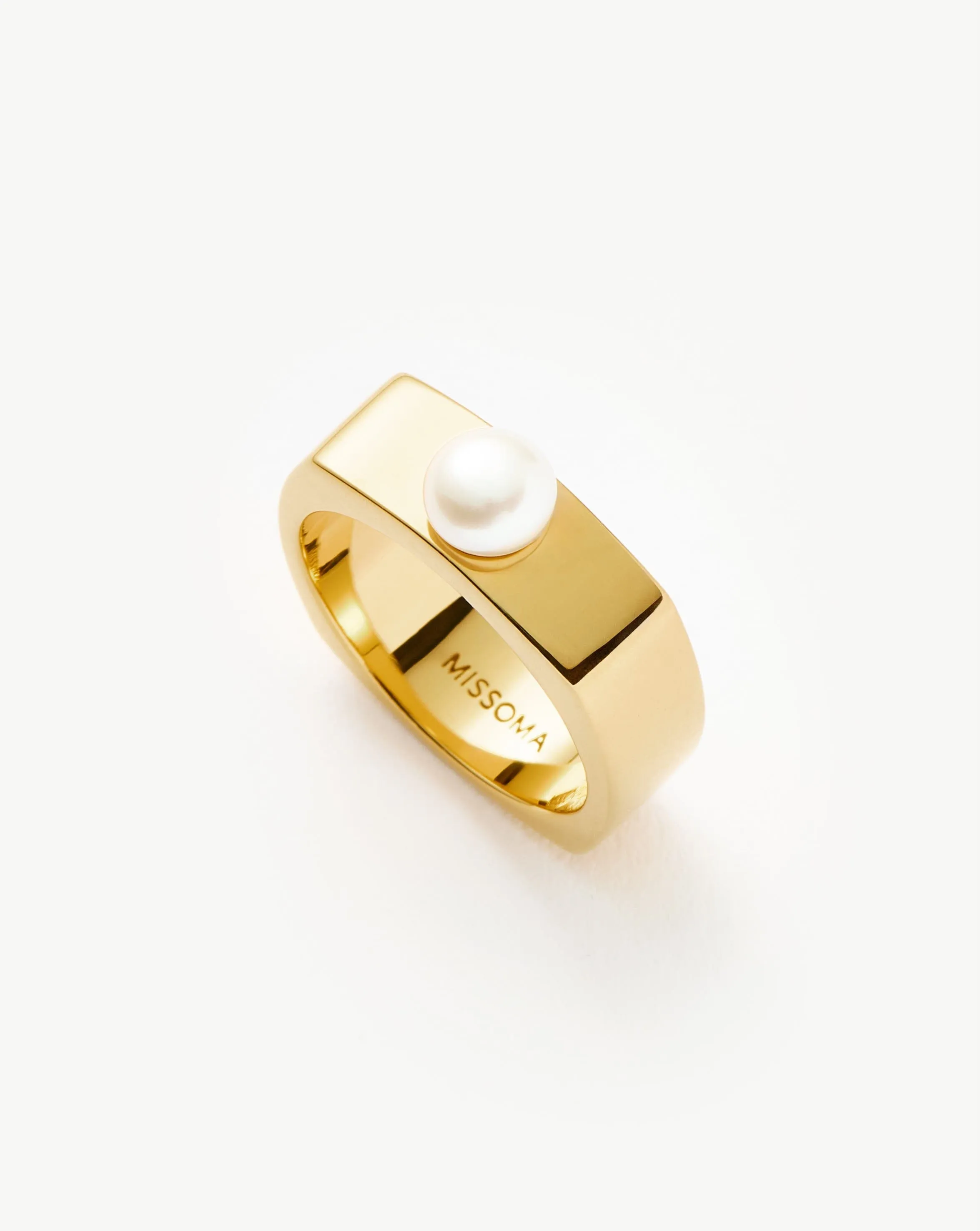 Button Pearl Square Chunky Ring | 18ct Gold Vermeil/Pearl