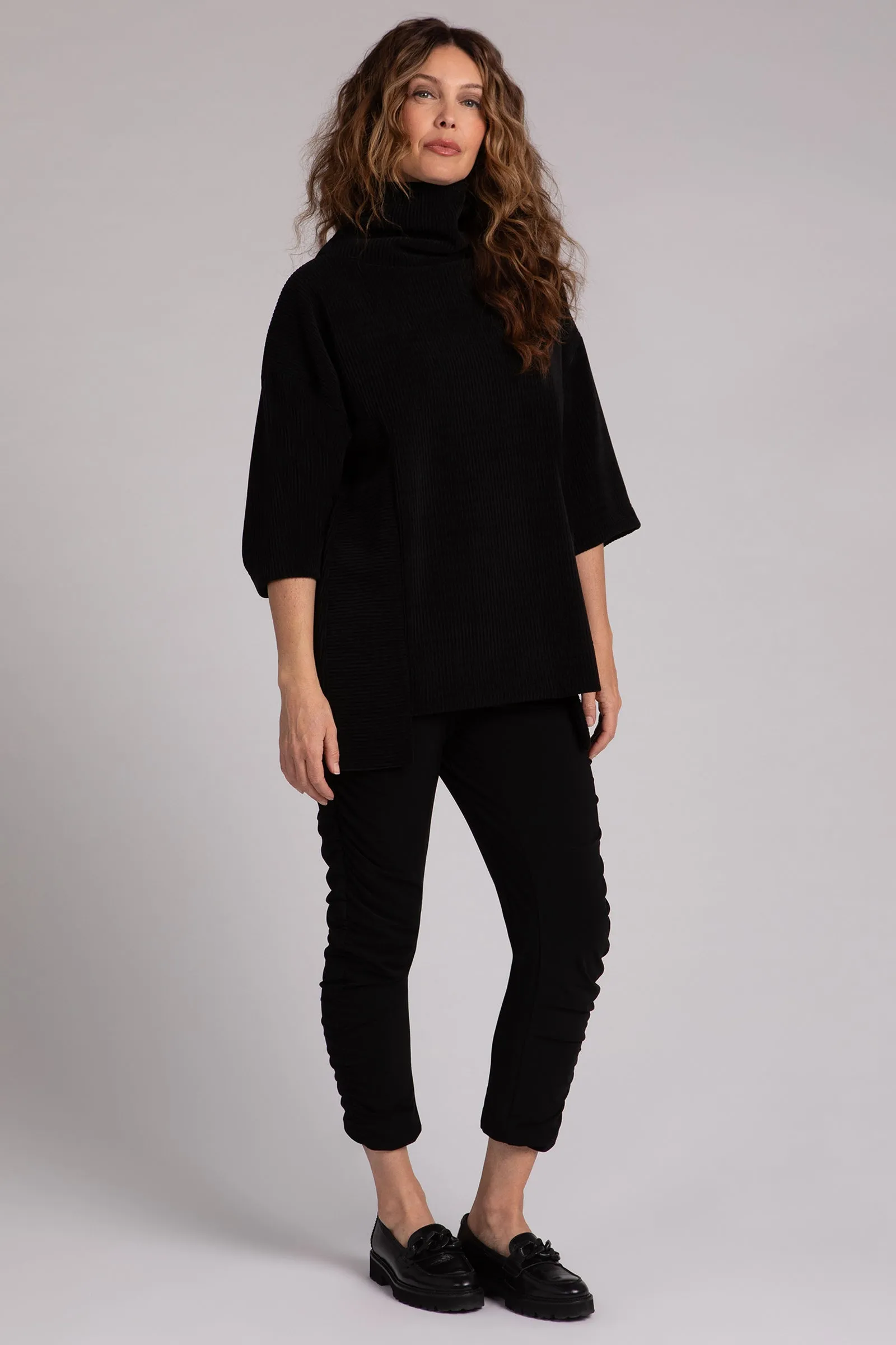 Chenille Cord Step Hem Pullover | Black