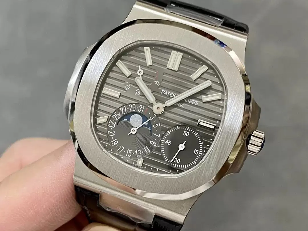 Patek Philippe Nautilus 5712G-001 Grey Dial 1:1 Best Edition PPF factory V2 Leather Strap